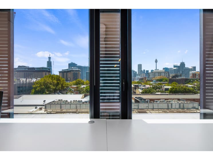 Click to view all images 6.14/55 Miller Street Pyrmont NSW 2009 - Image 2