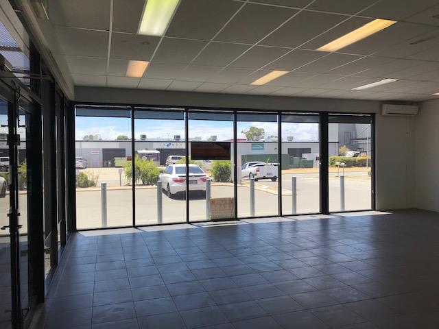 Unit 2/76 Reserve Drive Mandurah WA 6210 - Image 2