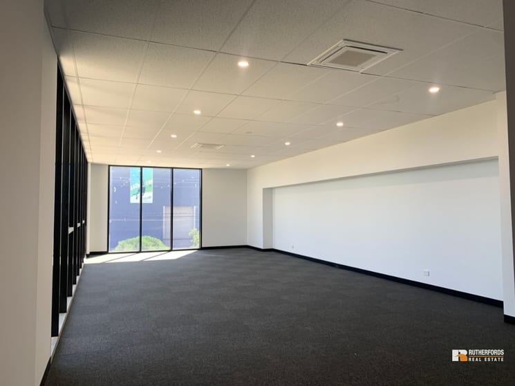 Click to view all images 51 McArthurs Road Altona North VIC 3025 - Image 3