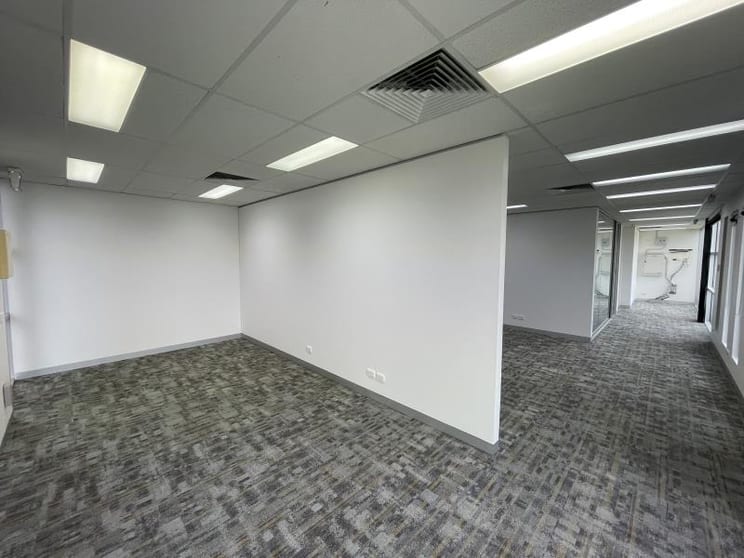 Click to view all images Ground 1A/1A - 95 Salmon Street Port Melbourne VIC 3207 - Image 2