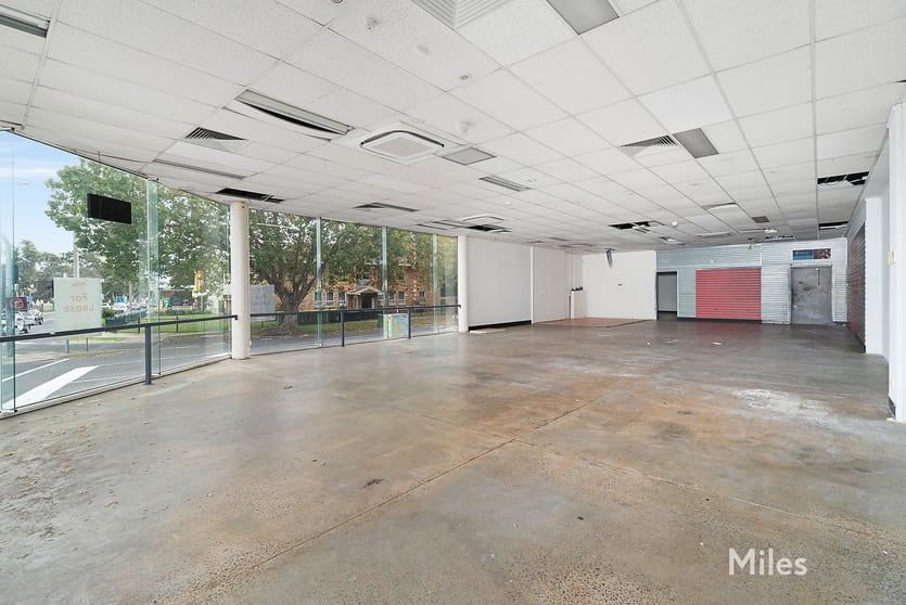 Click to view all images 160 Bell Street Heidelberg Heights VIC 3081 - Image 2