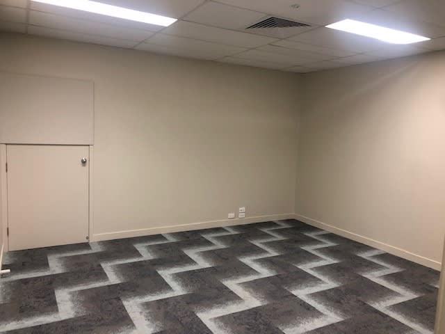 Click to view all images 1/77 Shore Street Cleveland QLD 4163 - Image 3