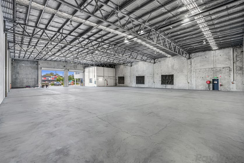 Click to view all images 6 Breene Place Morningside QLD 4170 - Image 2