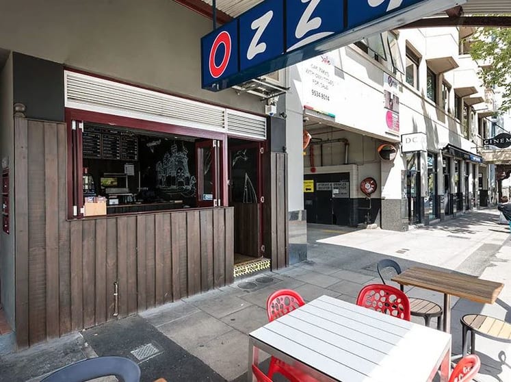 Click to view all images 2/137 Fitzroy Street St Kilda VIC 3182 - Image 1