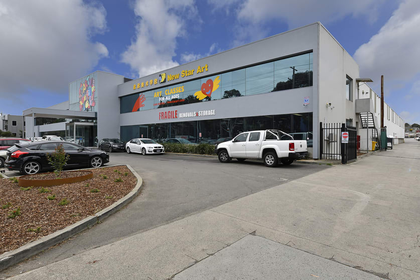 Click to view all images 635 - 645 Waverley Road Glen Waverley VIC 3150 - Image 3