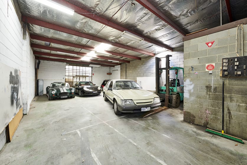 Click to view all images 3/25 Fitzgerald Street Ferntree Gully VIC 3156 - Image 2