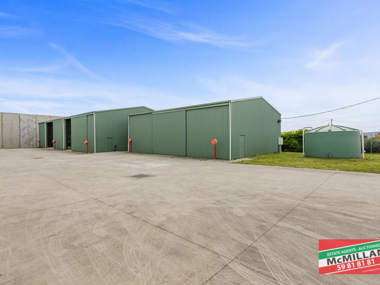 Click to view all images 46 Collins Road Dromana VIC 3936 - Image 3