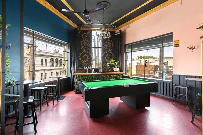 Click to view all images 168-170 Acland Street St Kilda VIC 3182 - Image 3