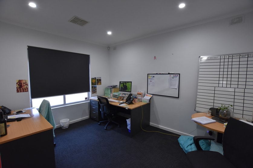 Click to view all images 119 Dyson Road Christies Beach SA 5165 - Image 3