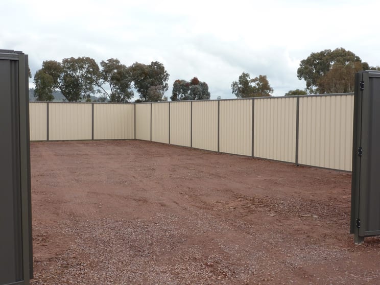 Click to view all images 18 Kane Road Wodonga VIC 3690 - Image 2