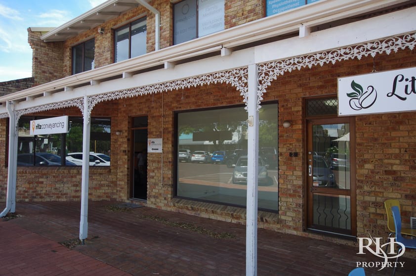 Click to view all images 2/42 Ardross Street Applecross WA 6153 - Image 3