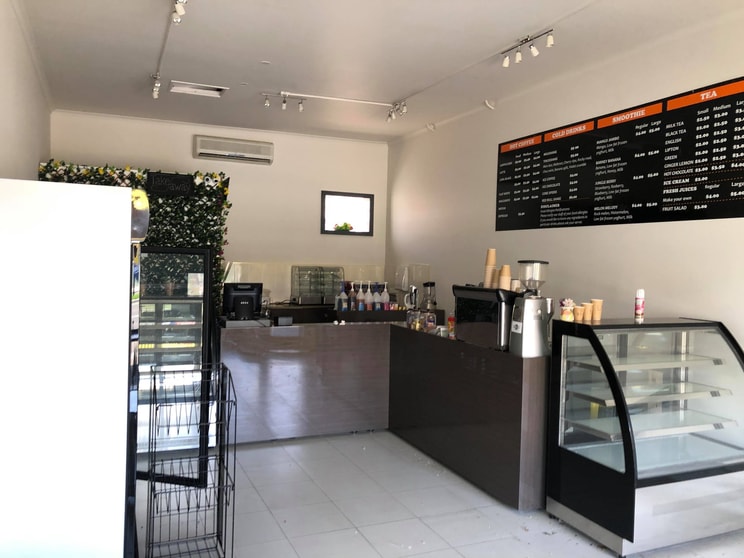 Click to view all images 32 Mitchell Street Bendigo VIC 3550 - Image 2