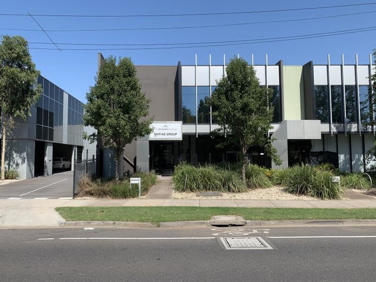 Unit 4/4 - 2 Phillip Court Port Melbourne VIC 3207 - Image 1
