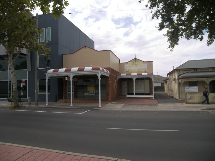 Click to view all images 28 Bridge Street Bendigo VIC 3550 - Image 2