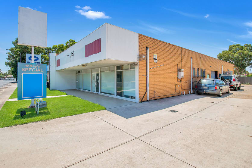 Click to view all images 2 & 3/581-583 Tapleys Hill Road Fulham SA 5024 - Image 2
