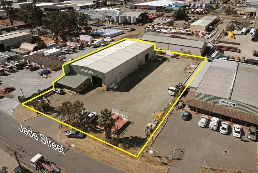 Click to view all images 14 Jade Street Maddington WA 6109 - Image 1