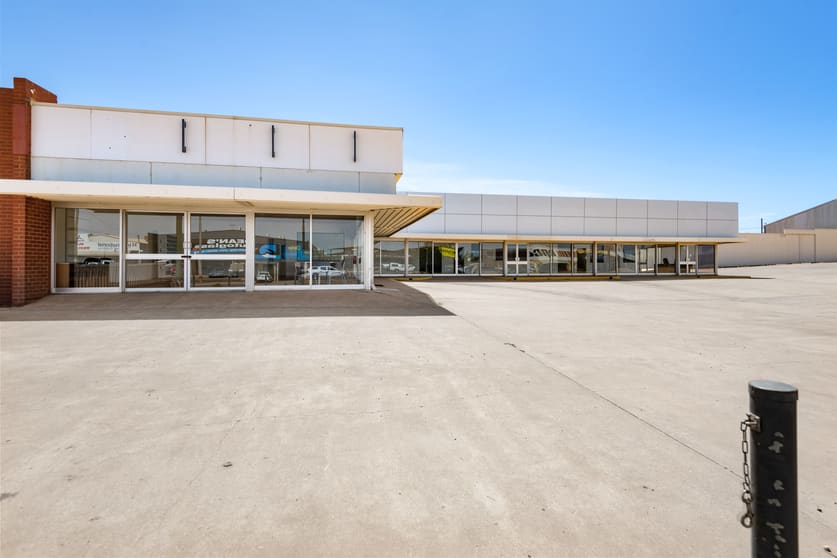 Click to view all images 179 Boulder Road South Kalgoorlie WA 6430 - Image 3