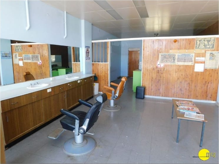 Click to view all images 69 Dumfries Street Deer Park VIC 3023 - Image 2