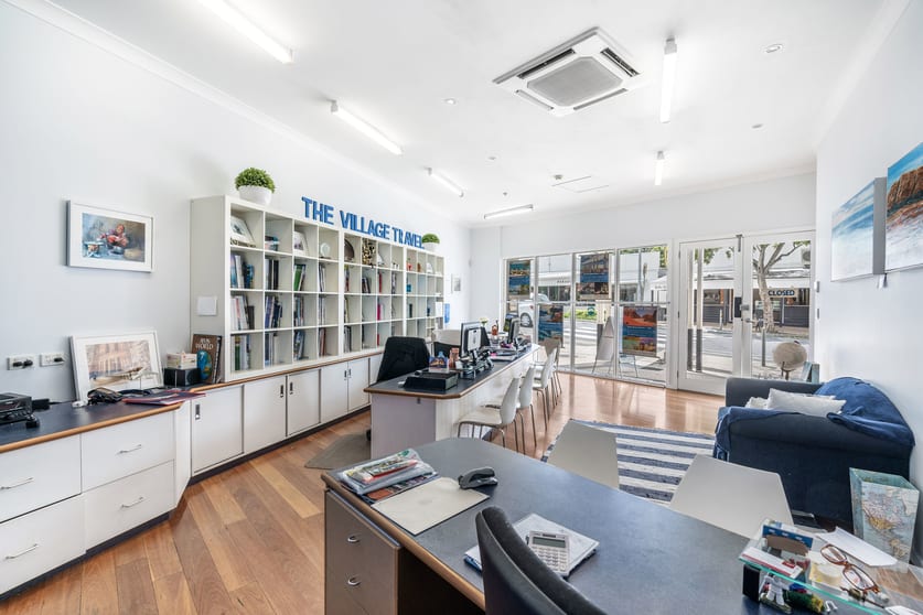 Click to view all images 92 Kedron Brook Road Wilston QLD 4051 - Image 3