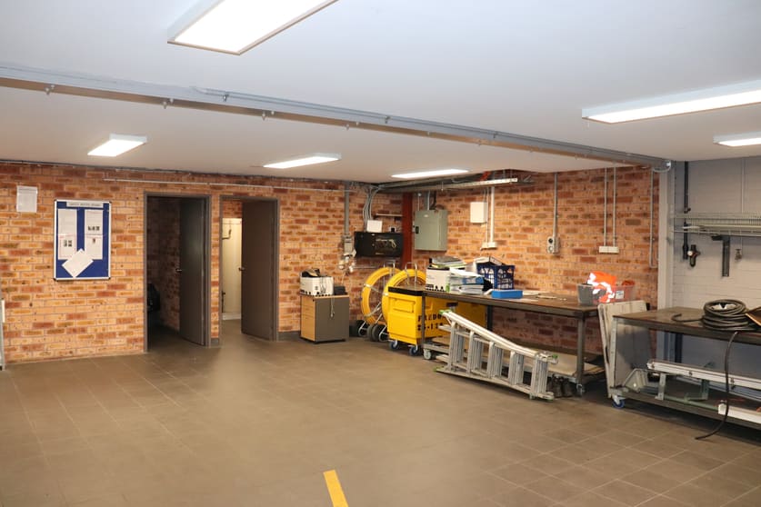 Click to view all images 1/36 Investigator Drive Unanderra NSW 2526 - Image 3