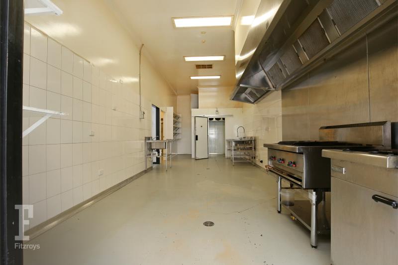 Click to view all images 12 Hinkins street Moonee Ponds VIC 3039 - Image 2