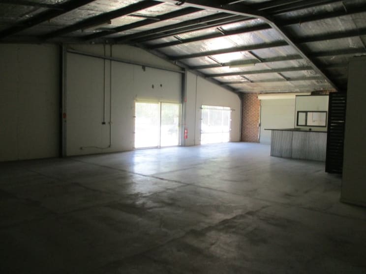 Click to view all images 12 Endeavour Close Ballina NSW 2478 - Image 3