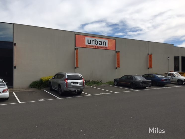 Click to view all images 16/62A Albert Street Preston VIC 3072 - Image 2