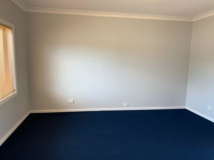 Click to view all images 439 Buckingham St North Albury NSW 2640 - Image 2