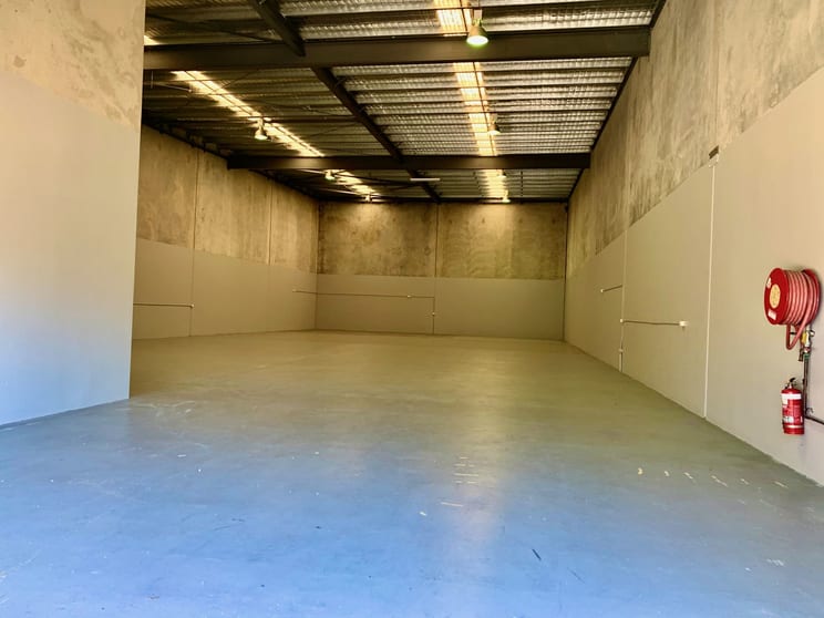 Click to view all images Unit 2/71 Eastern Road Browns Plains QLD 4118 - Image 3