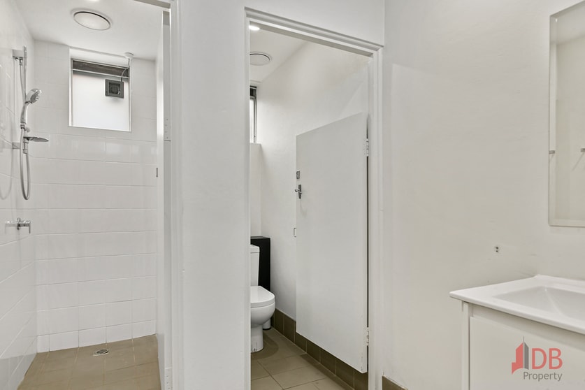 Click to view all images Ground floor/50 Cooper Street Surry Hills NSW 2010 - Image 3
