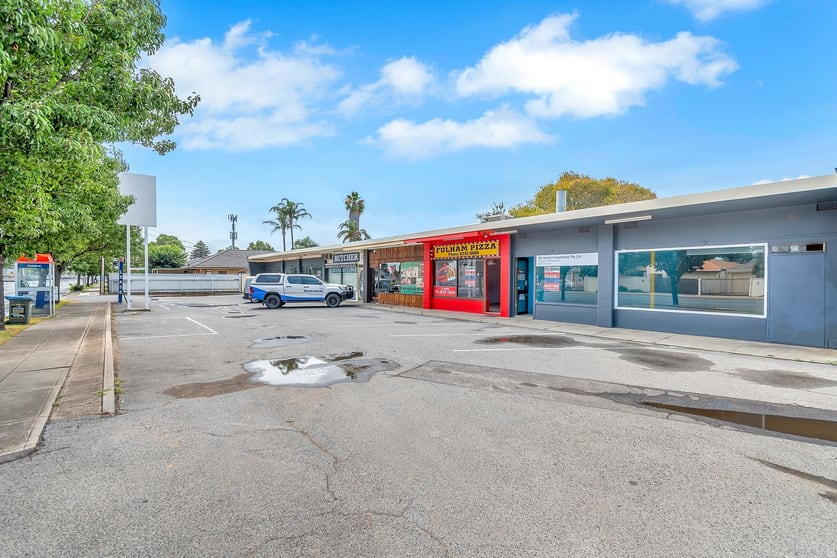 Click to view all images 597 Tapleys Hill Road Fulham SA 5024 - Image 1