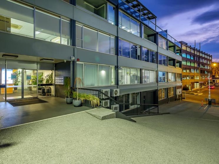 Click to view all images Ground Level/38 Montpelier Retreat Battery Point TAS 7004 - Image 1