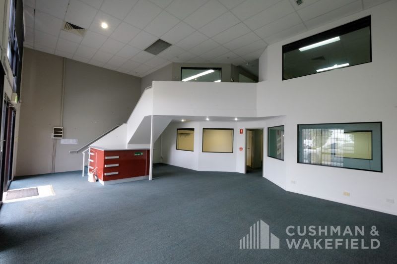 Click to view all images 4/11 Distribution Avenue Molendinar QLD 4214 - Image 1