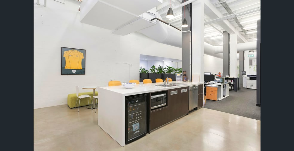 Click to view all images 2/185 Gloucester Street Sydney NSW 2000 - Image 1