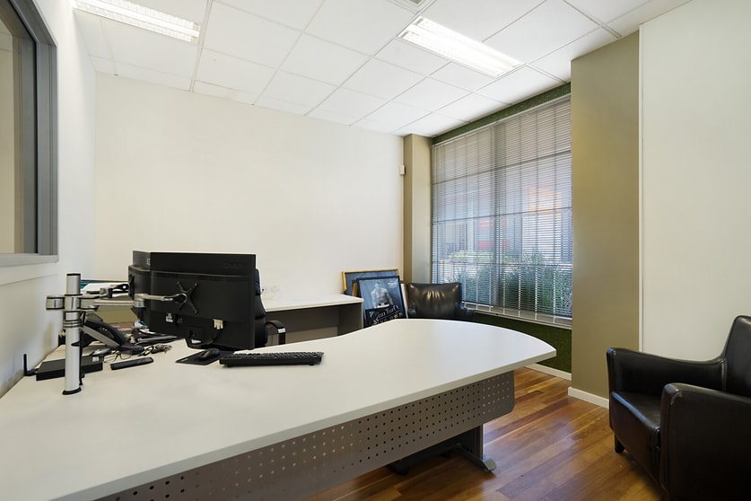 Click to view all images Unit 2, 55 Broadmeadow Road Broadmeadow NSW 2292 - Image 3