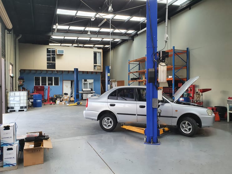 Click to view all images 6/17-25 Kinder Street Campbellfield VIC 3061 - Image 2