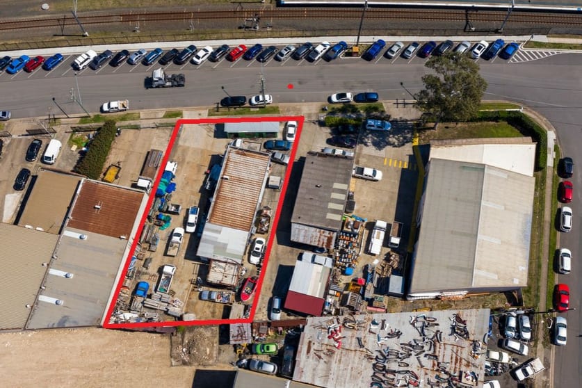Click to view all images 24-26 Harvey Road Kings Park NSW 2148 - Image 1