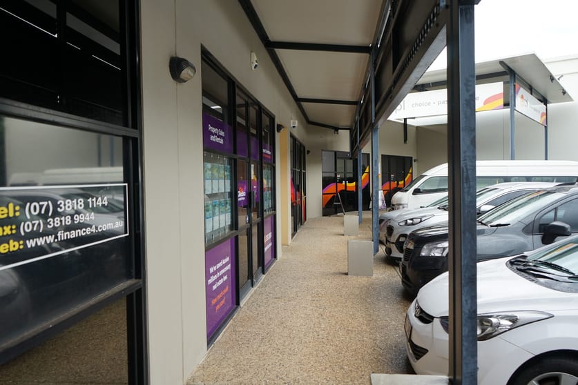 4/8 Commercial Drive Springfield QLD 4300 - Image 1