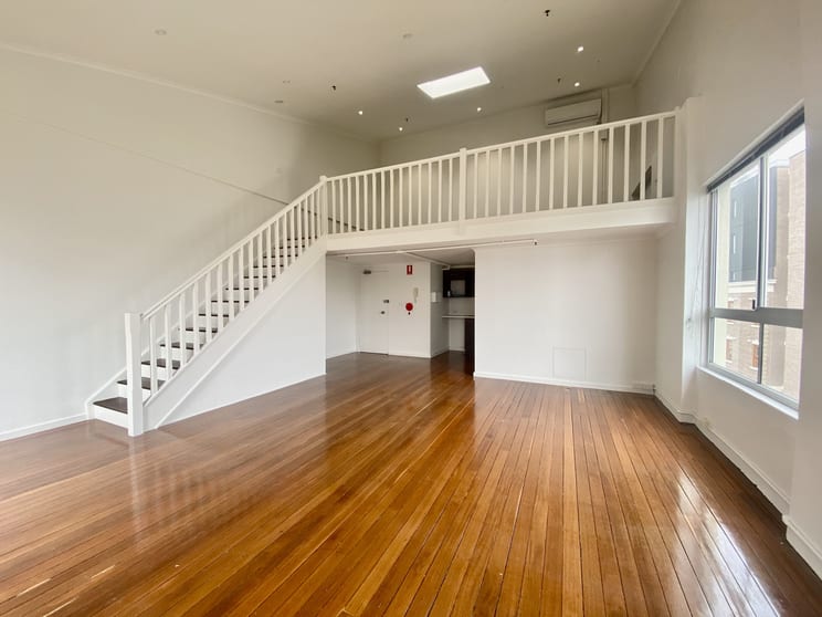 Click to view all images Level 3, 301/4-14 Buckingham Street Surry Hills NSW 2010 - Image 1