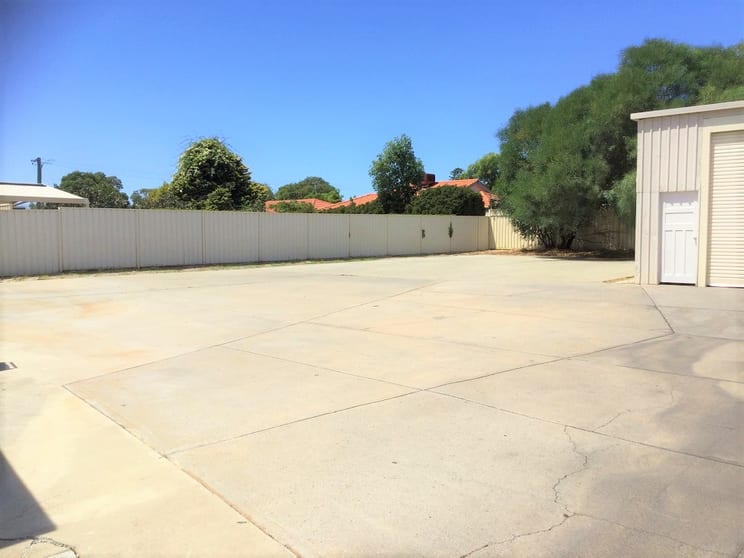 Click to view all images 337 Great Eastern Highway Redcliffe WA 6104 - Image 2