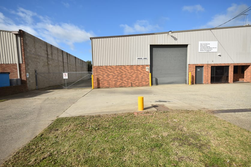 Click to view all images 1/876 Leslie Drive North Albury NSW 2640 - Image 1