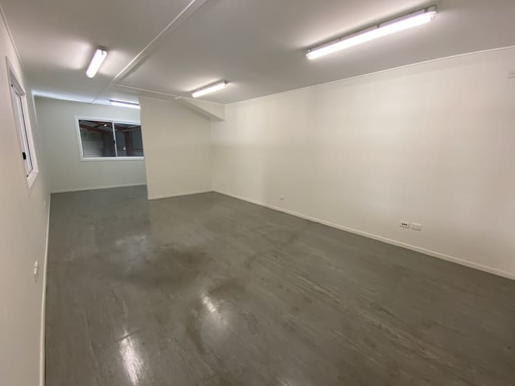 Click to view all images 4/134 Boniface Street Archerfield QLD 4108 - Image 3