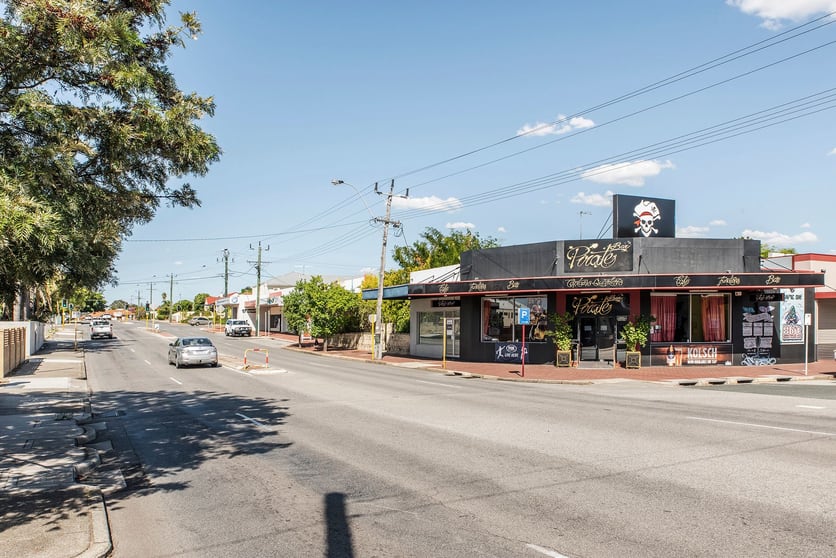 Click to view all images 25A Green Street Mount Hawthorn WA 6016 - Image 2