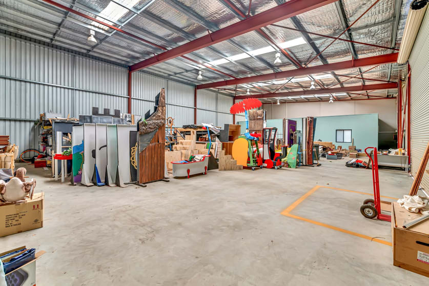 Click to view all images Unit 1, 7 Circuit Drive Hendon SA 5014 - Image 3