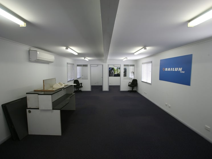 Click to view all images 12 Melbourne Road Riverstone NSW 2765 - Image 3