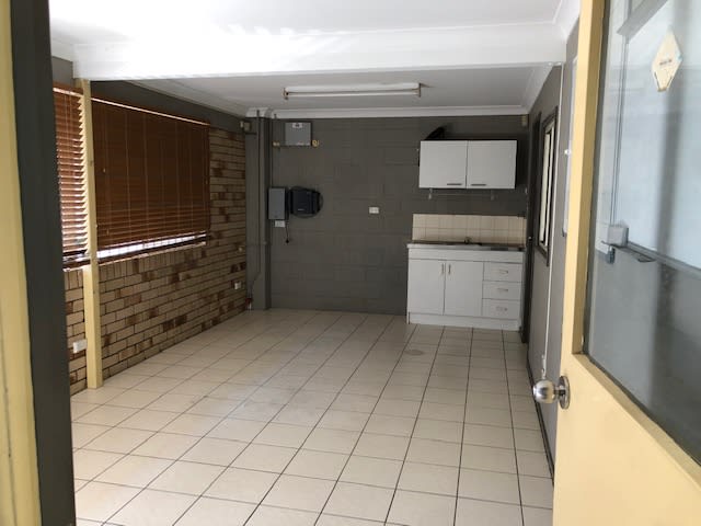 Click to view all images 1/11 Neumann Road Capalaba QLD 4157 - Image 2