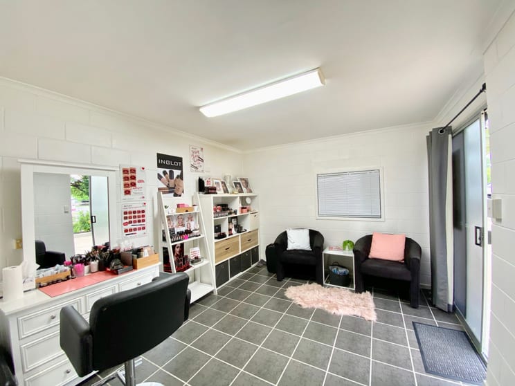 Click to view all images Suite 3/1 Balls Lane Mysterton QLD 4812 - Image 2