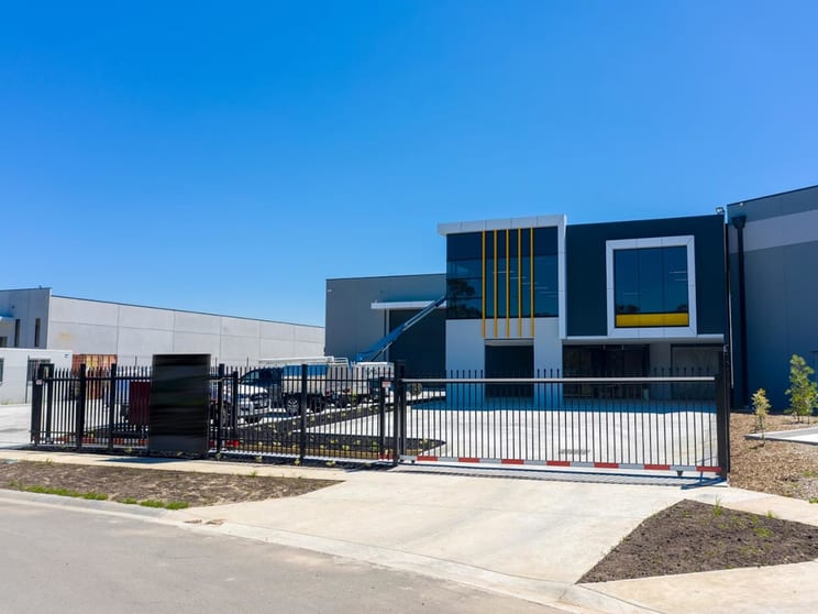 Click to view all images 14 (Lot 21) Market Drive Bayswater North VIC 3153 - Image 2