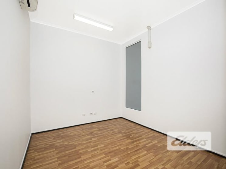 Click to view all images 755 Stanley Street Woolloongabba QLD 4102 - Image 3