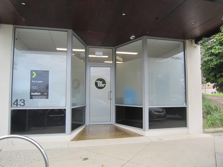 Click to view all images 43 Clunies Ross Crescent Mulgrave VIC 3170 - Image 1